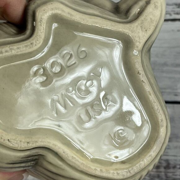 Vintage McCoy Black & Grey Cat With Ball Of Yarn Figurine Vase Planter #3026 - Picture 12 of 13